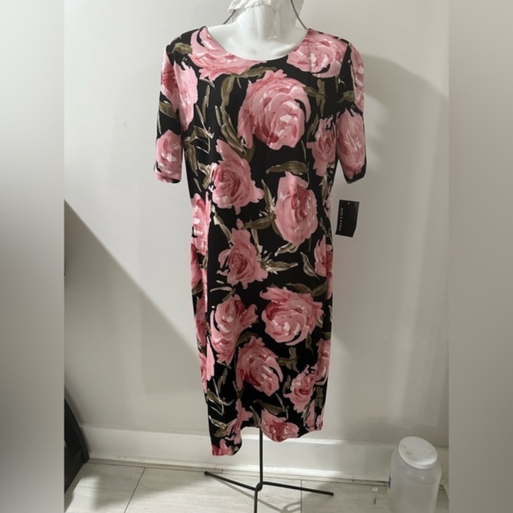 NWT women Stella & Julie floral colorful puff sleeves dress